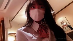 無修正 OnlyFans @okirakuhuhu お気楽夫婦 学校帰り♥超可愛い１８歳巨乳彼女が極上手コキ♥その後...♥素人カップル [有]